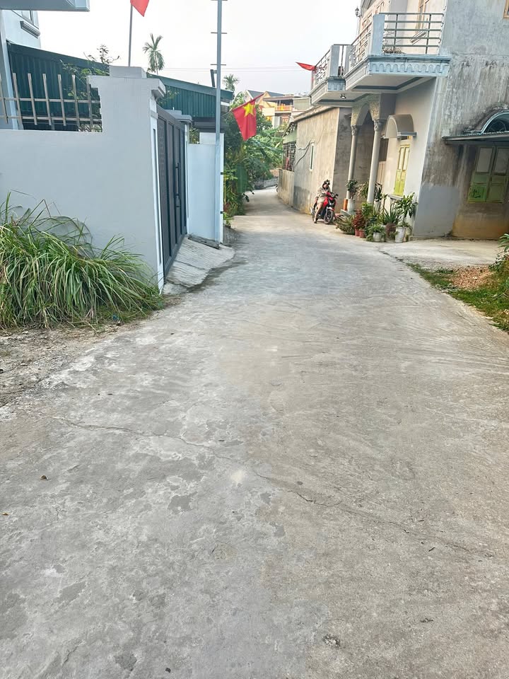 Đất nền Trần Khánh Dư, Quảng Yên 90m² giá 1.2 tỷ - Tiềm năng sinh lời cao!