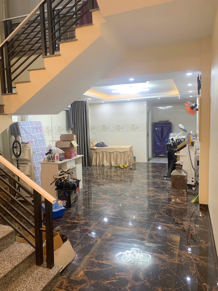 Nhà 4 tầng Đào Duy Từ, Hạc Thành, 90m² giá 17.5 tỷ - Đầu tư sinh lời ngay!