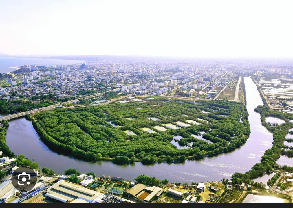 Nhà mặt tiền Võ Văn Kiệt 176m² giá 8 tỷ - Đầu tư sinh lời tại Phan Thiết!