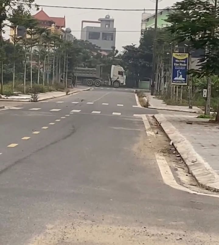 Lô đất hướng Nam tại thị trấn Me, Gia Viễn 102m² - Giá chỉ 1.7 tỷ!