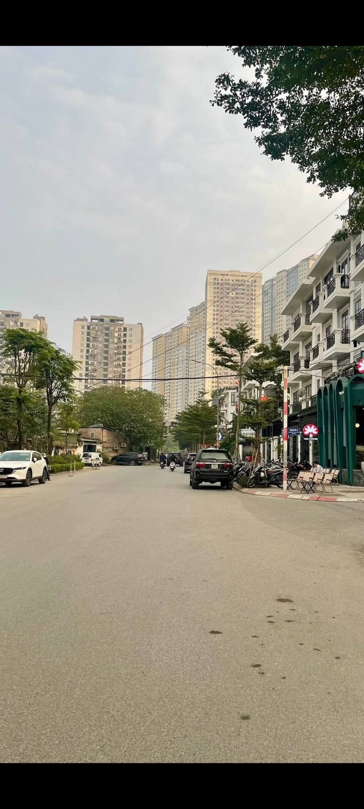 Nhà liền kề Đại Kim 42m² giá 10 tỷ - Đối diện công viên, sổ đỏ chính chủ!