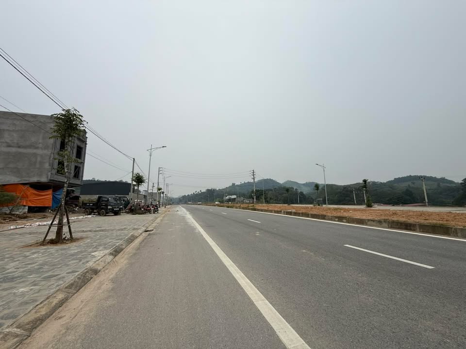 Bán lô đất TĐC Tân Thịnh - Yên Bái 160m² giá 3.4 tỷ - Vị trí đắc địa