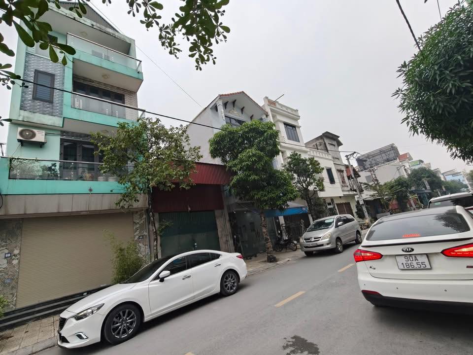 Nhà 4 tầng đẹp tại Liêm Chính, Phủ Lý 63m² giá 5.5 tỷ - Kinh doanh sầm uất!