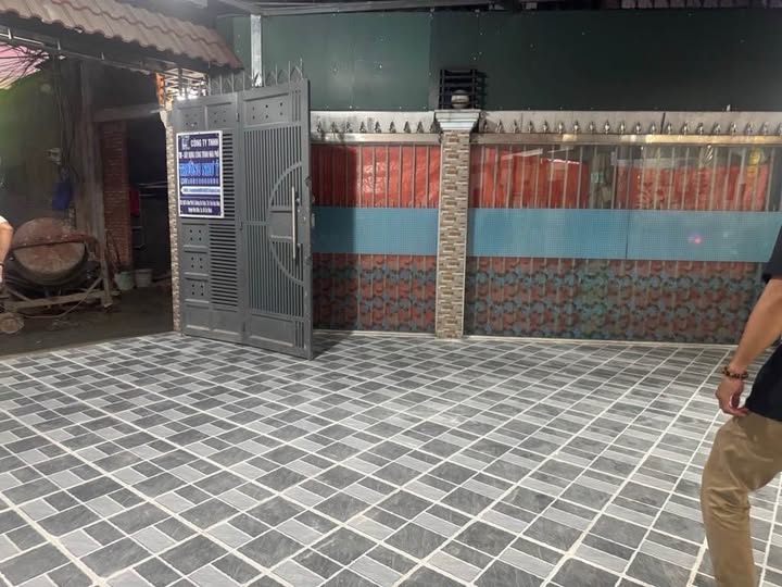 Biệt thự mini Hóc Môn 130m² giá 6.9 tỷ - Khu vực an ninh, tiện ích đầy đủ!