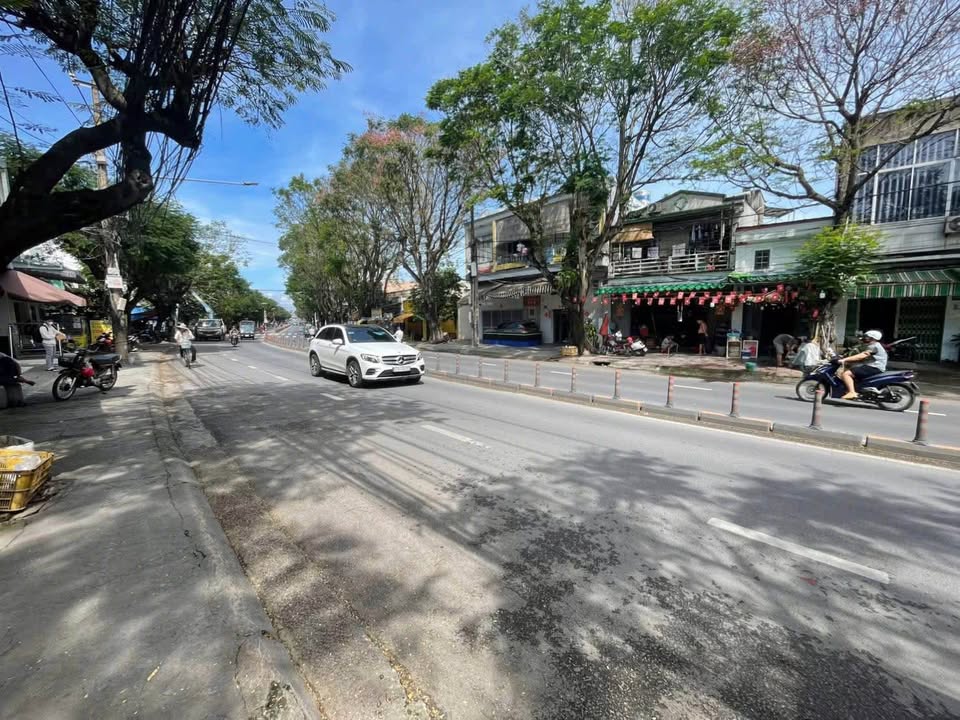 Nhà mặt tiền Huỳnh Văn Nghệ, Trấn Biên, 88m² giá 5.8 tỷ - Kinh doanh lý tưởng!