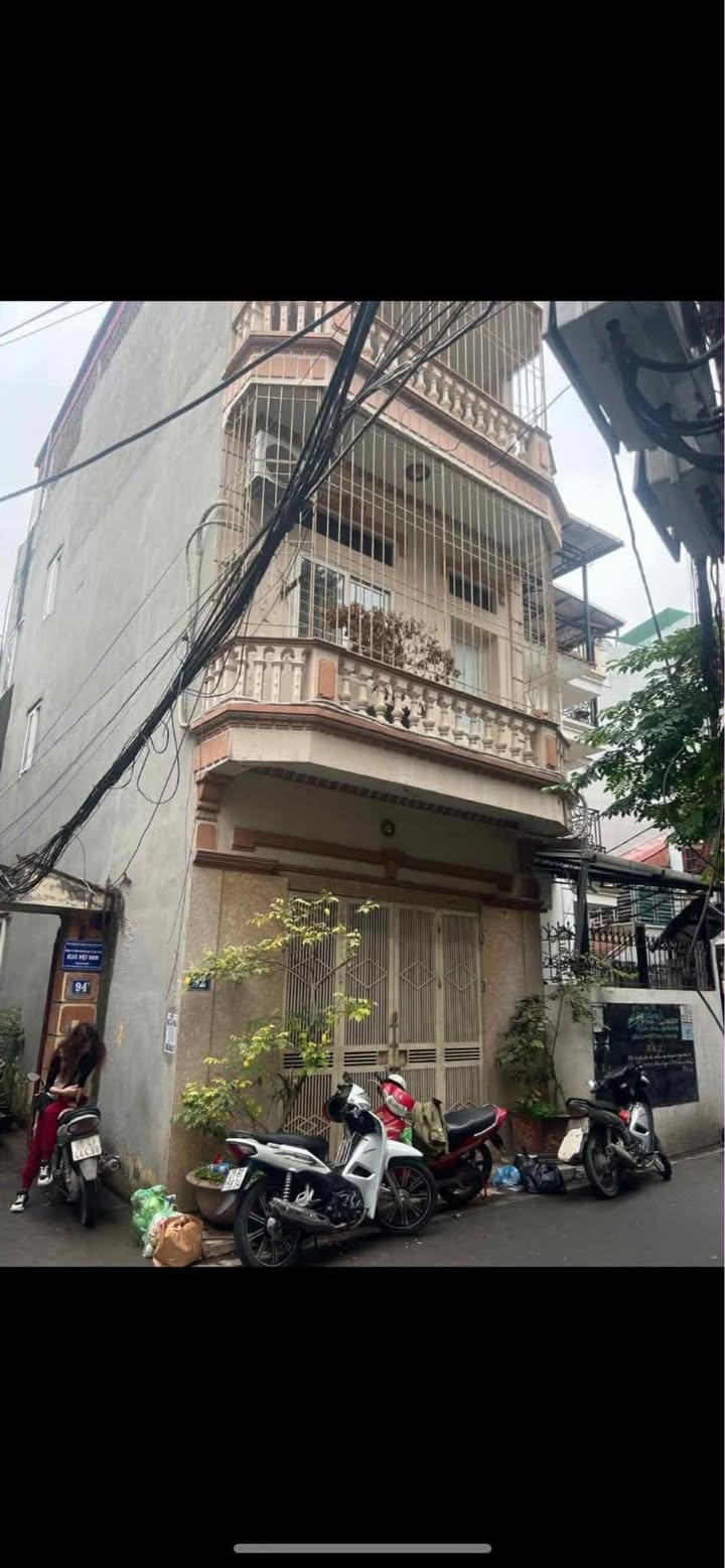 Nhà cho thuê nguyên căn tại Ngọc Lâm, Long Biên 55m² giá 10 triệu - Lô góc thoáng mát!