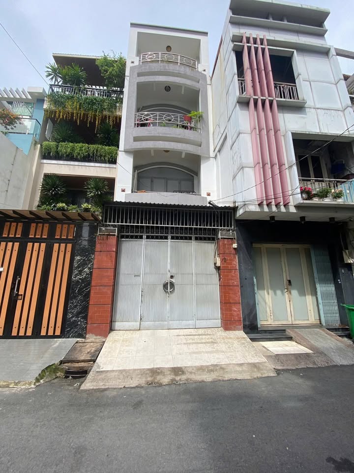 Nhà riêng Cư Xá Lê Đại Hành, Quận 11, 95m² - Sổ Hồng đầy đủ, giá thỏa thuận!