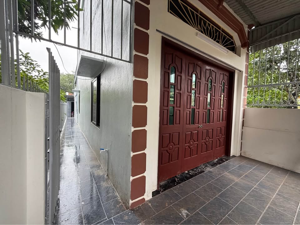 Nhà 3 tầng tại Sen Trì, Bình Yên, Thạch Thất, 100m² - Ô tô vào tận cửa, ở ngay!