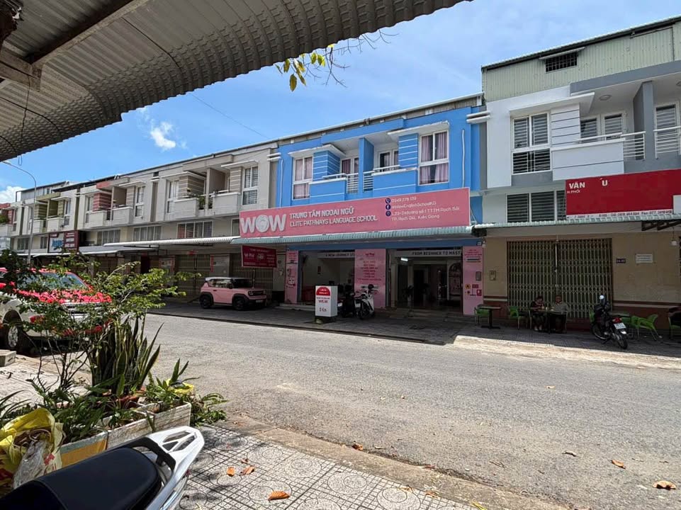 Nhà 2 Lầu Đường Mai Thị Hồng Hạnh, Rạch Giá, 100m² - Kinh Doanh Đỉnh Cao!