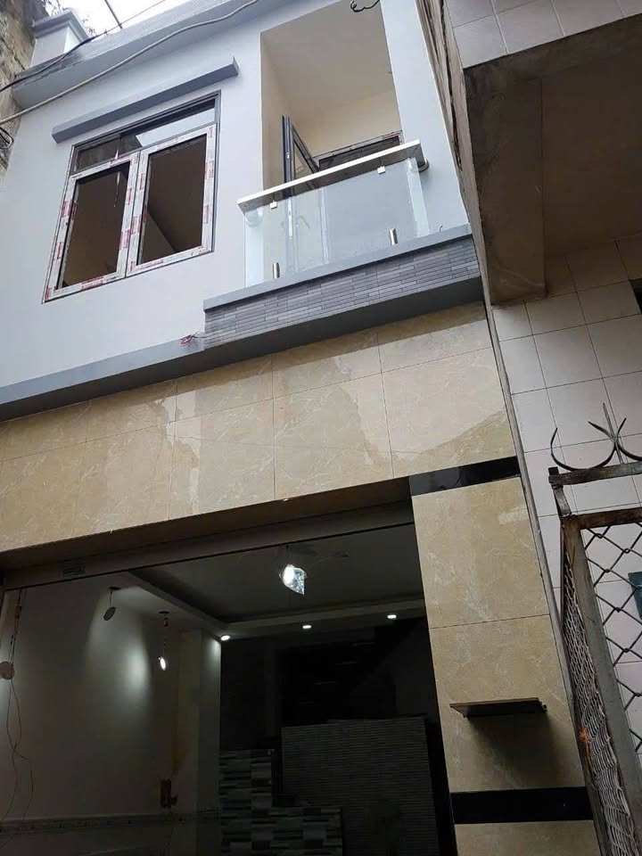 Nhà phố Đường Thái Phiên Q11 31.5m² giá 3.5 tỷ - Pháp lý rõ ràng, sổ hồng có thể làm!