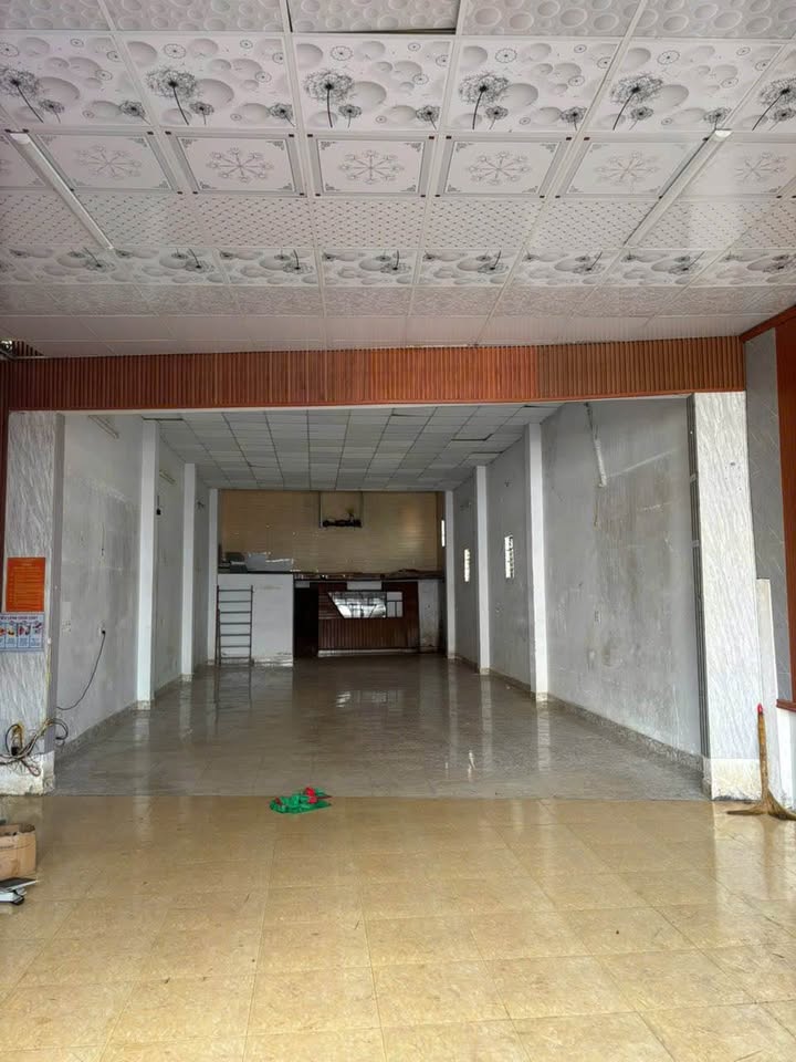 Nhà mặt tiền Hà Huy Tập Buôn Ma Thuột 110m² giá 10 triệu - Mặt tiền đẹp, phù hợp mọi loại hình kinh doanh!