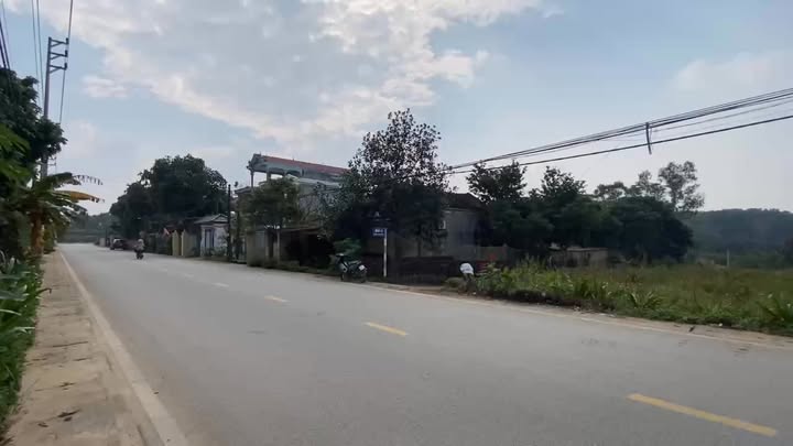 Đất nền Cẩm Lĩnh, Ba Vì 1120m² giá 10 tỷ - Vị trí đắc địa, đầu tư sinh lời!