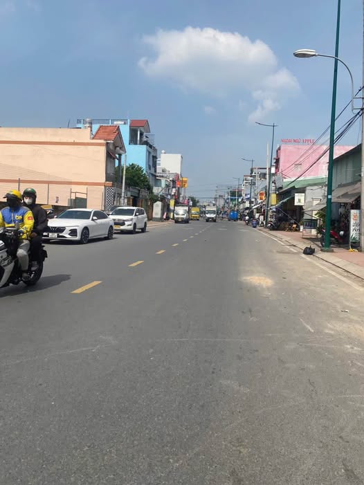 Nhà mặt tiền kinh doanh Thủ Đức 83m² giá 5 tỷ - Đầu tư sinh lời ngay!