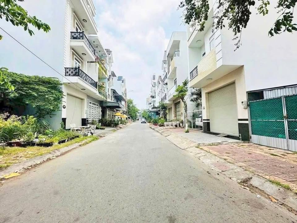 Đất nền KDC Hưng Phú Cần Thơ 72m² giá 4.1 tỷ - Sổ hồng chính chủ!