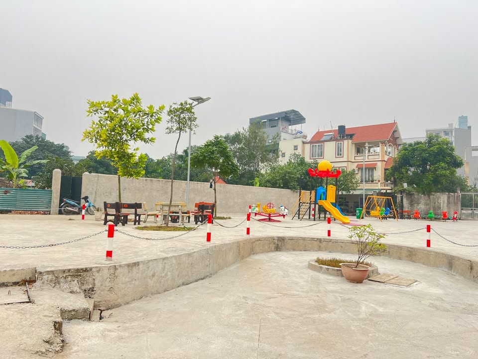 Nhà 3 tầng Vân Canh Hoài Đức 40m² - Lô góc ô tô đỗ gần tiện lợi!