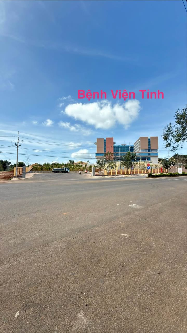 Đất mặt tiền đường Hùng Vương TP Gia Nghĩa 1050m² giá 4 tỷ - Cơ hội đầu tư hấp dẫn!