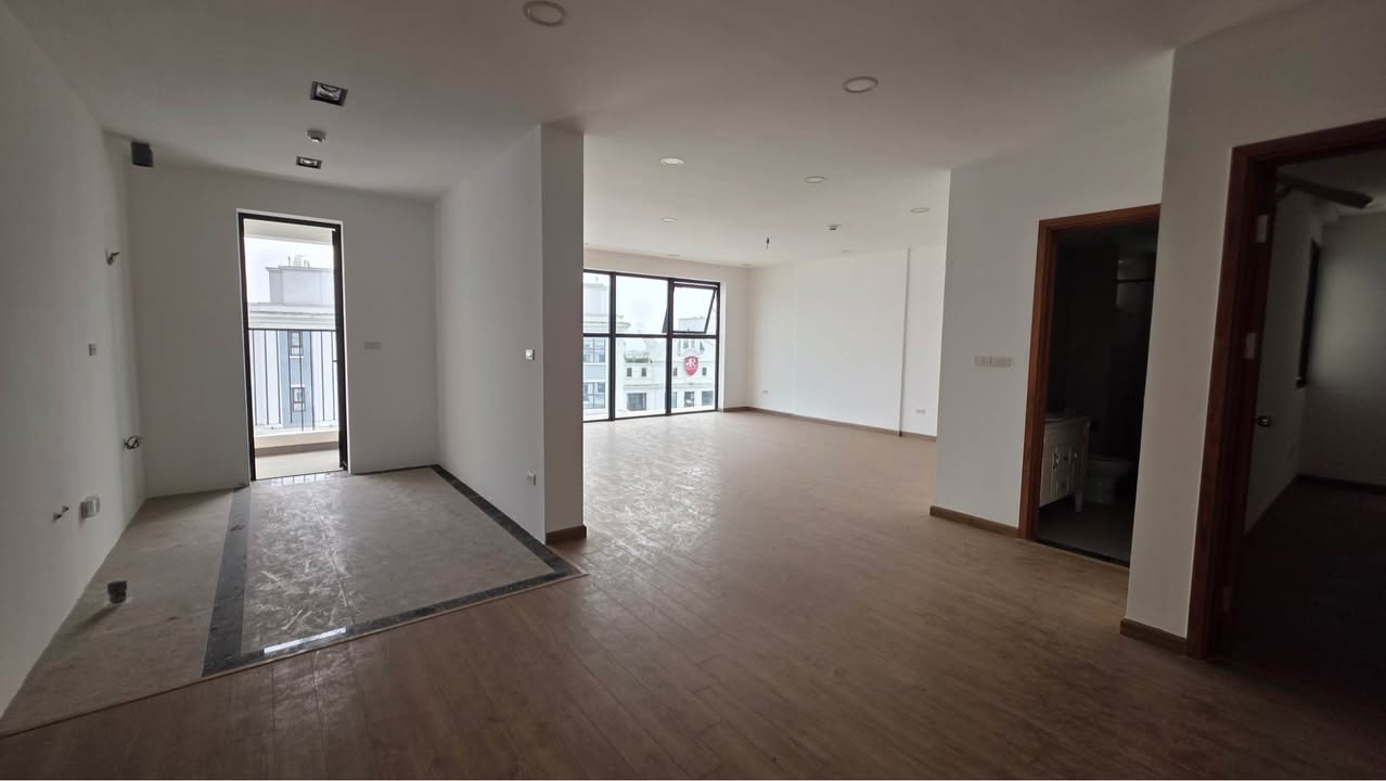 Căn hộ 3PN Iris Garden 135m² giá 10 tỷ - Chính chủ bán gấp!