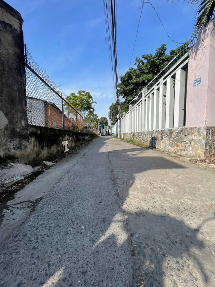 Nhà hẻm 288 Huỳnh Văn Lũy, Phú Lợi 112.5m² giá 2.5 tỷ - Đang cho thuê, thu nhập ổn định!