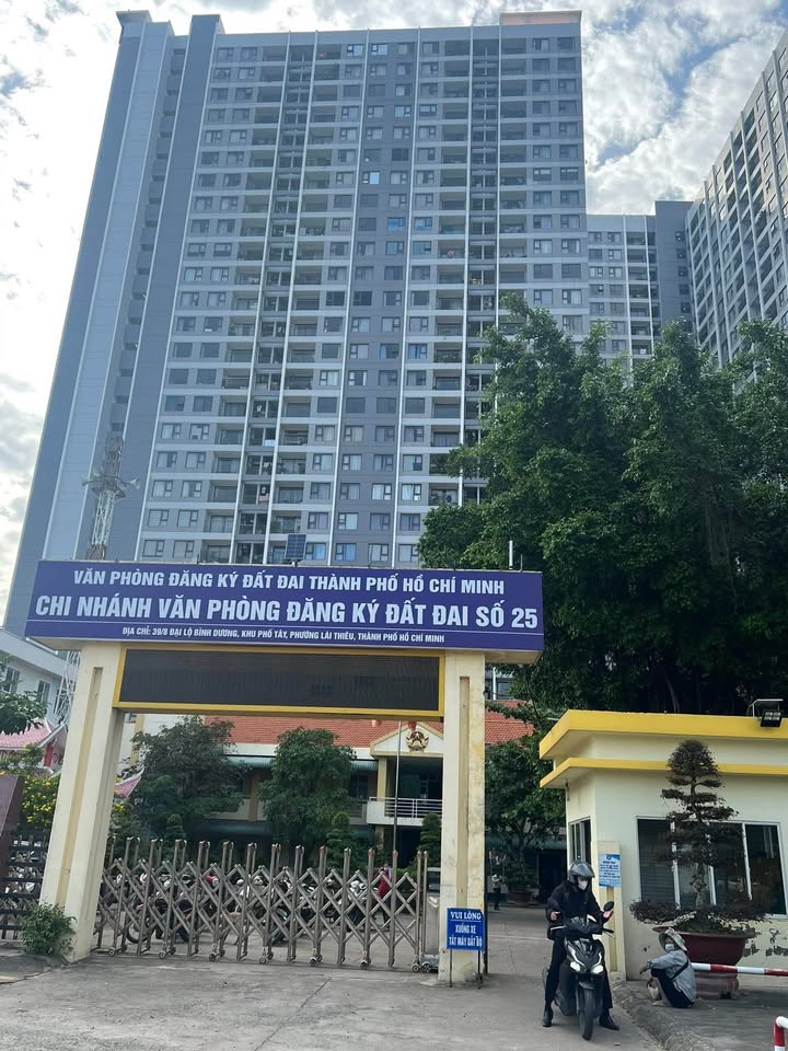 Nhà lầu trệt + 6 phòng trọ tại Vĩnh Phú, Thuận An - Diện tích 150m², Giá 5 tỷ cực hấp dẫn!