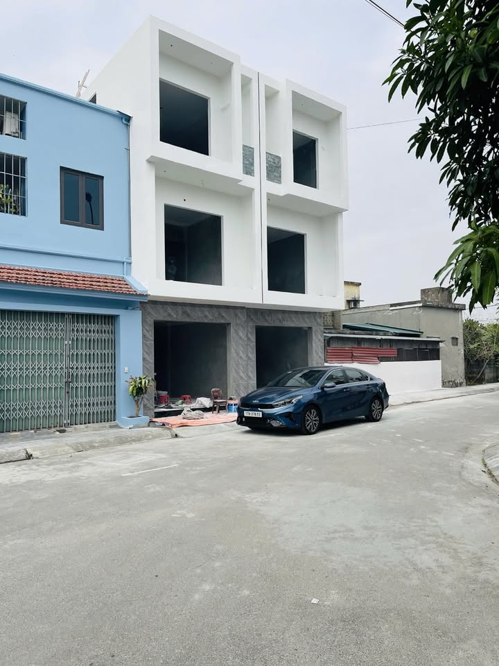 Nhà 3 tầng phường Tiền Phong Thái Bình 42m² giá 2 tỷ - View công viên tuyệt đẹp!