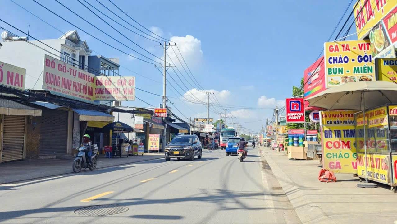 Đất mặt tiền Nguyễn Duy Trinh, Quận 9, 3000m² giá 190 tỷ - Cơ hội đầu tư vàng!