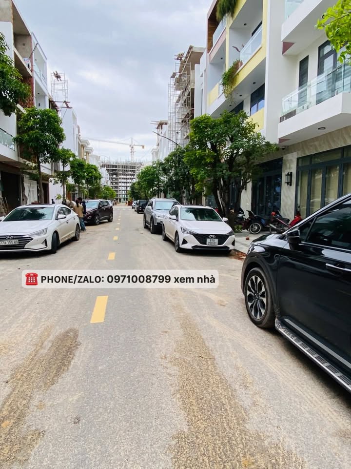 Nhà phố Phú Gia Riverside 63m² giá 3.5 tỷ - Vị trí đẹp gần sông