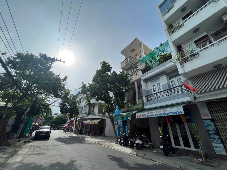 Bán nhà mặt tiền đường Âu Cơ Nha Trang 60m² giá 8.2 tỷ - Cơ hội đầu tư hấp dẫn!