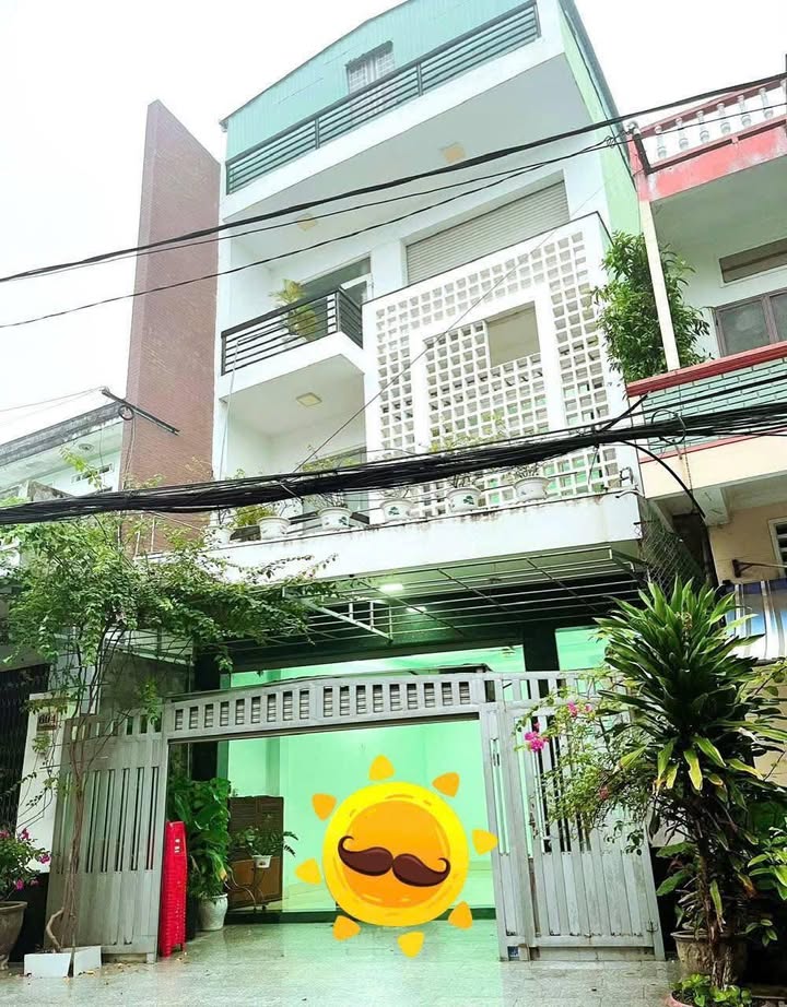 Nhà mặt tiền Trần Hưng Đạo, Thị Nại, 120m² giá 7.8 tỷ - Cơ hội đầu tư sinh lời!