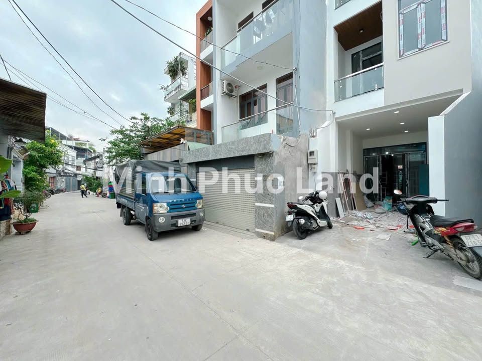 Nhà 3 tầng Phú Thuận Quận 7, diện tích 120m² giá 7 tỷ - Thiết kế hiện đại, sẵn sàng ở ngay!