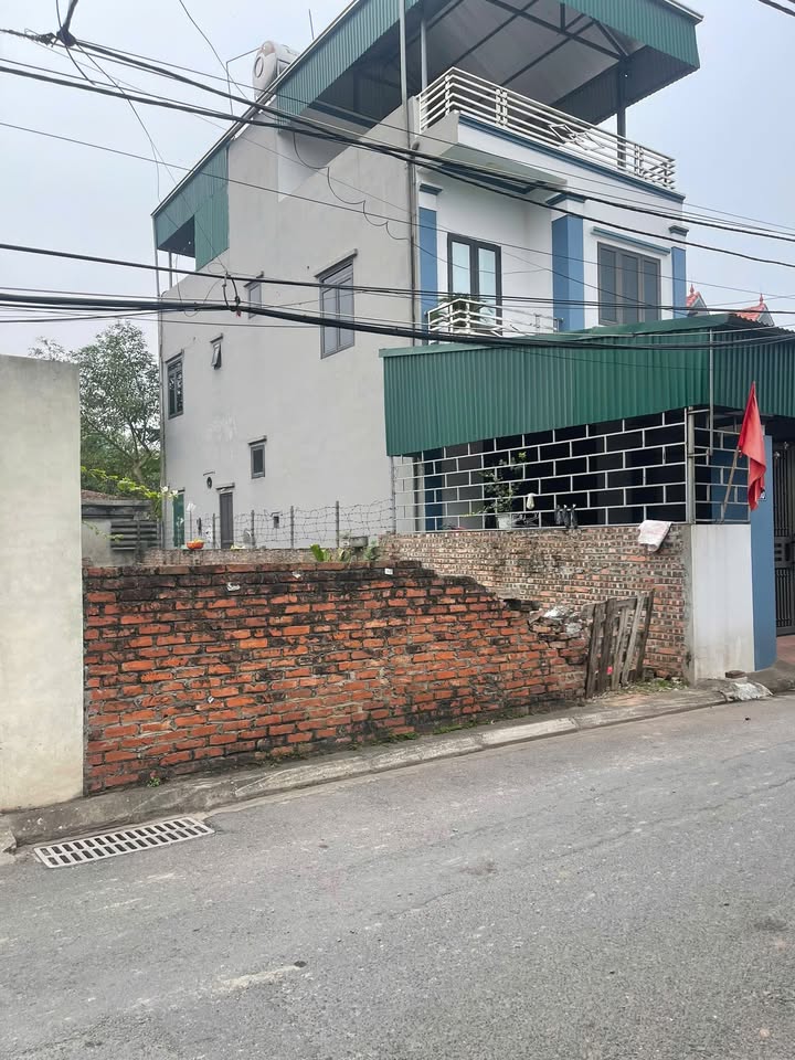 Nhà phố Kim Sơn, Gia Lâm 96m² giá 7.1 tỷ - Sổ đỏ chính chủ, không quy hoạch!