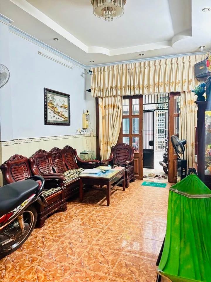 Nhà riêng Điện Biên Phủ, Bình Thạnh 105m² giá 10 tỷ - Tiện xây mới ngay!