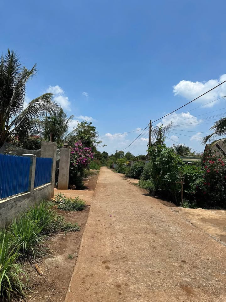 Đất thổ cư Buôn PốcA, Thị trấn Ea Pốk 144m² giá chỉ 399 triệu - Cơ hội đầu tư tuyệt vời!