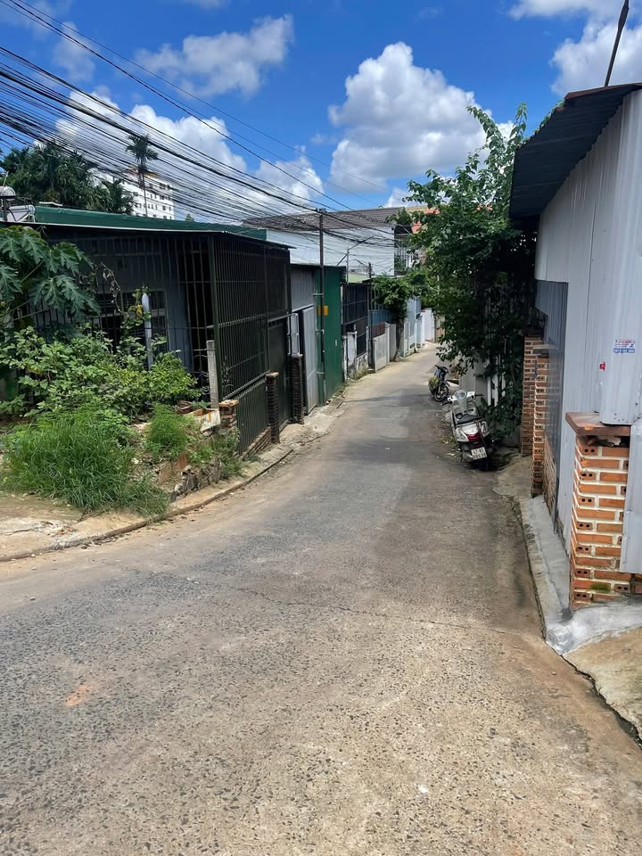 Đất nền 2 mặt tiền Nguyễn Công Trứ 75m² giá 1.95 tỷ - Đầu tư sinh lời ngay!