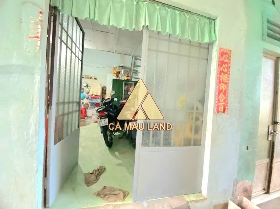 Nhà riêng Cà Mau 25,76m² chỉ 300 triệu - Thổ cư 100%, hướng Đông Nam!