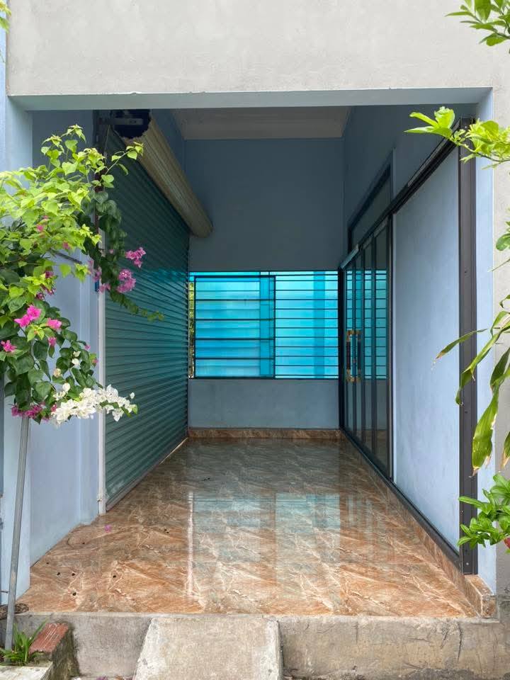 Nhà riêng tại Cẩm Nhượng, Cẩm Xuyên 200m² giá 3 tỷ - Hướng Nam thoáng mát!