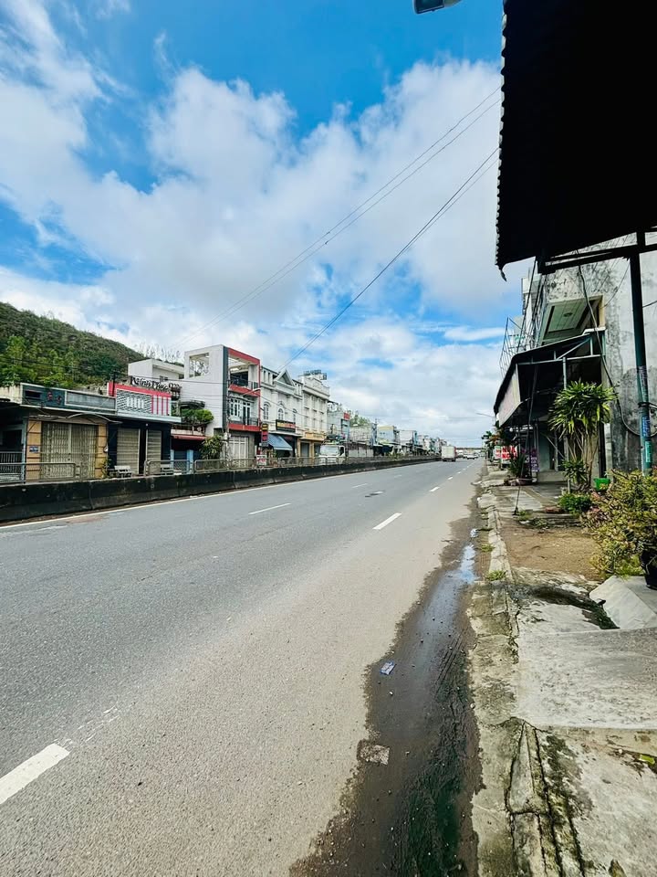 Nhà mặt tiền QL1A xã Phước Lộc 88m² giá 2.29 tỷ - Đầu tư sinh lời ngay!