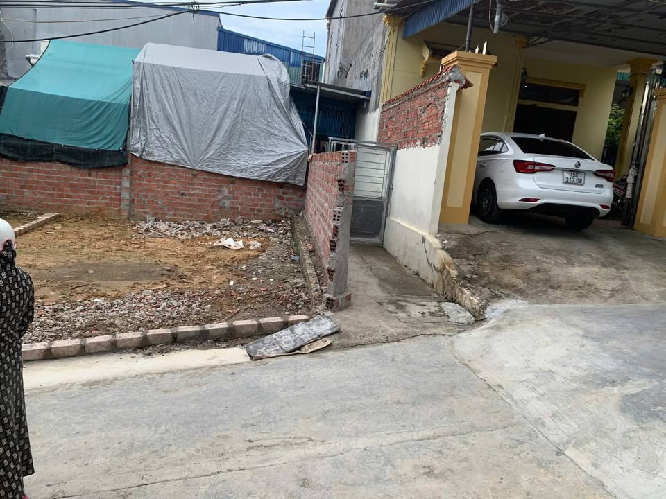 Đất nền xã Đông Sơn, Thủy Nguyên 55,4m² giá 1.38 tỷ - Đường nhựa kết nối thuận tiện!