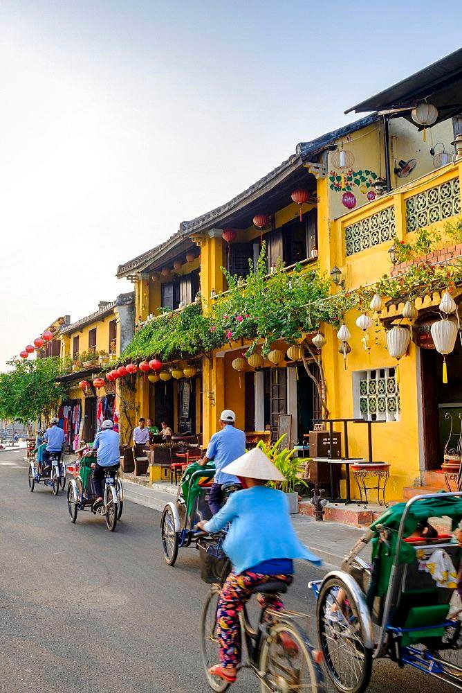 Bán nhà 2 mặt tiền Nguyễn Thị Minh Khai 132m² giá 26 tỷ - Kinh doanh tuyệt vời ngay phố cổ!