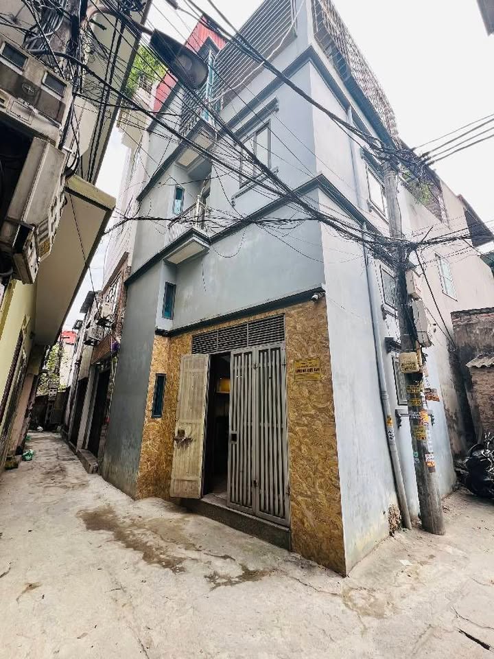 Nhà riêng Vạn Phúc 50m² giá 4.5 tỷ - Lô góc thoáng sáng, tiện nghi đầy đủ!