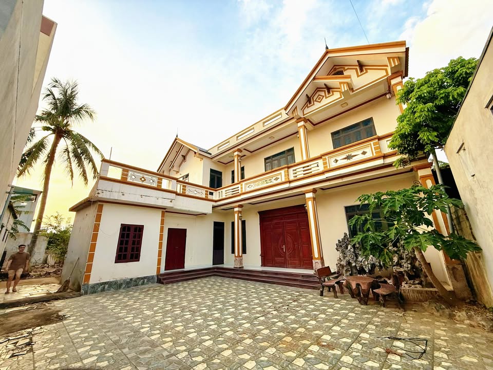 Nhà vườn 2 tầng tại phường Quảng Châu, 500m² - Cơ hội không thể bỏ lỡ!