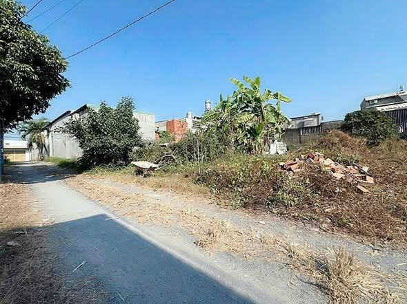 Đất sổ đỏ Trảng Dài 226m² giá chỉ 2.19 tỷ - Vị trí đắc địa gần chợ!