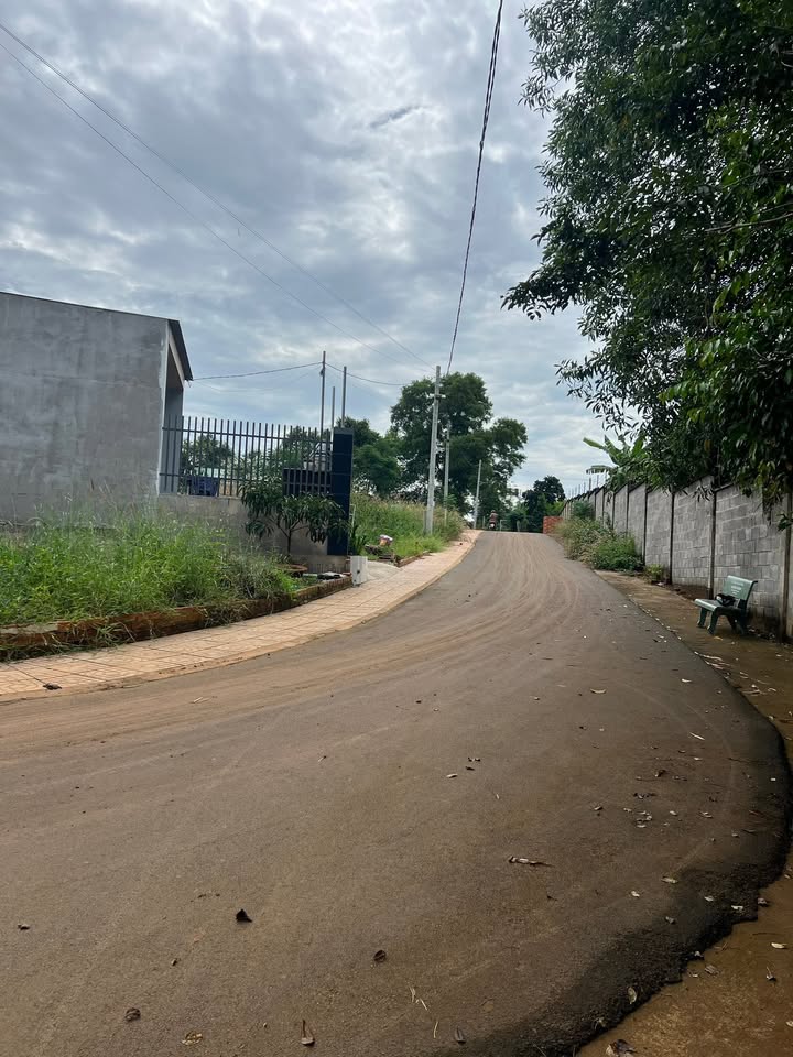 Đất thổ cư 300m² lô góc ấp Hoà Bình, xã Hưng Thịnh - Giá chỉ 1.05 tỷ, thương lượng!