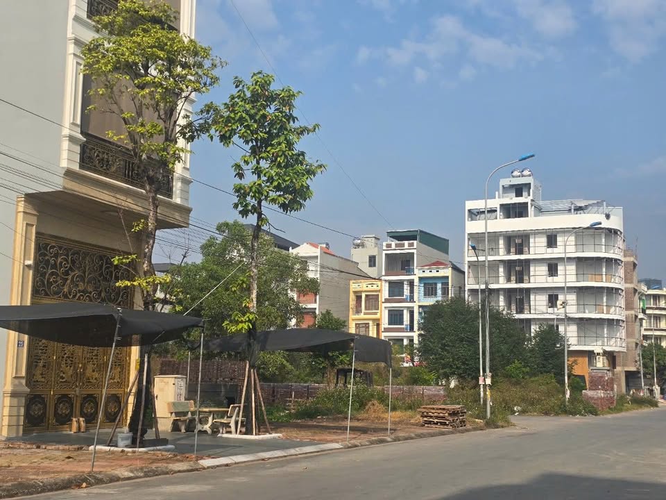 Bán Lô Đất Trục Chính Phố Phan Đình Phùng, Bắc Ninh 79m² - Đầu Tư Tiềm Năng Cao!