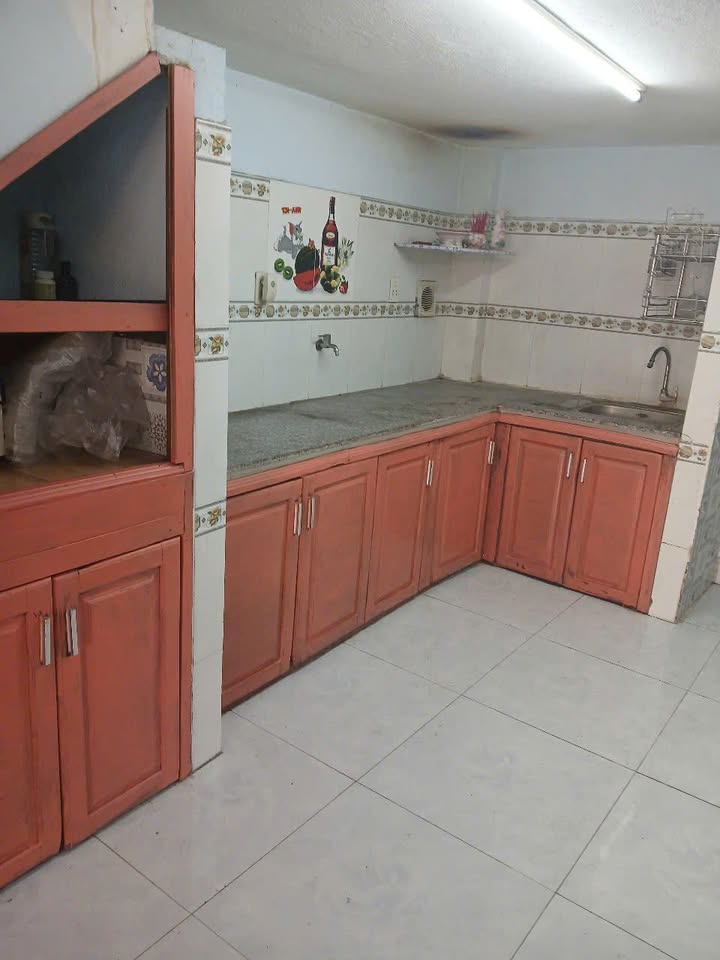 Nhà cho thuê 2 tầng mặt tiền đường Hà Tông Huân, Sơn Trà - Giá chỉ 7 triệu/tháng!