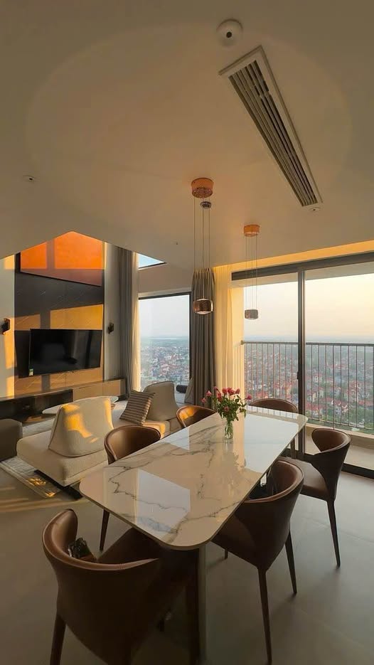 Căn hộ 2 tầng Landmark Skyvilla Ecopark 100m² - Sông Hồng view thoáng đẹp!