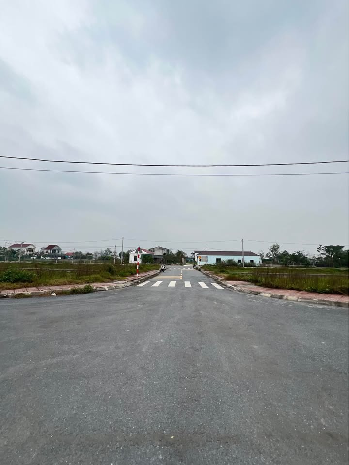 Đất nền xóm 1, Nghi Phong, Vinh 175m² giá 5 tỷ - Lô góc đẹp, vị trí đắc địa!