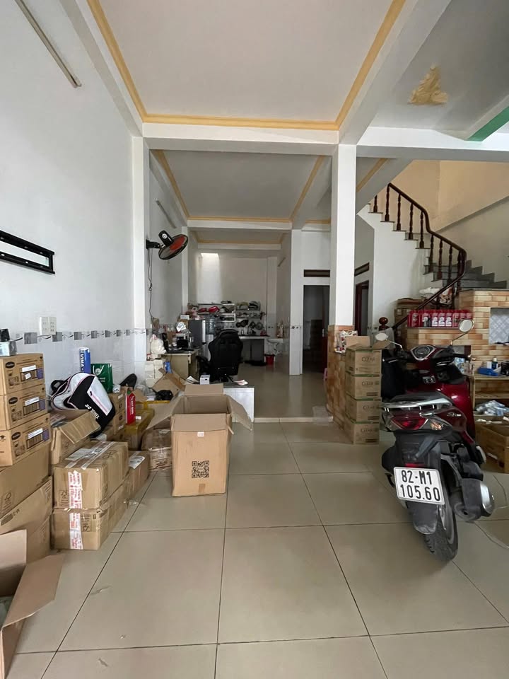 Nhà phố Thủ Đức 83m² giá 7.1 tỷ - Hẻm ô tô thông thoáng gần chợ Phước Long B!