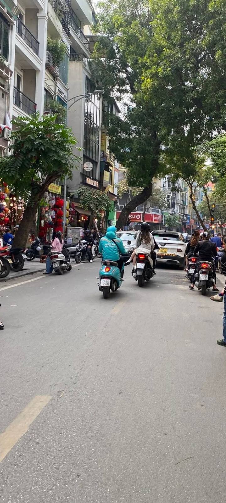 Bán nhà phân lô Giang Văn Minh 45m² giá 9 tỷ - Vị trí đắc địa, tiện ích vô vàn!