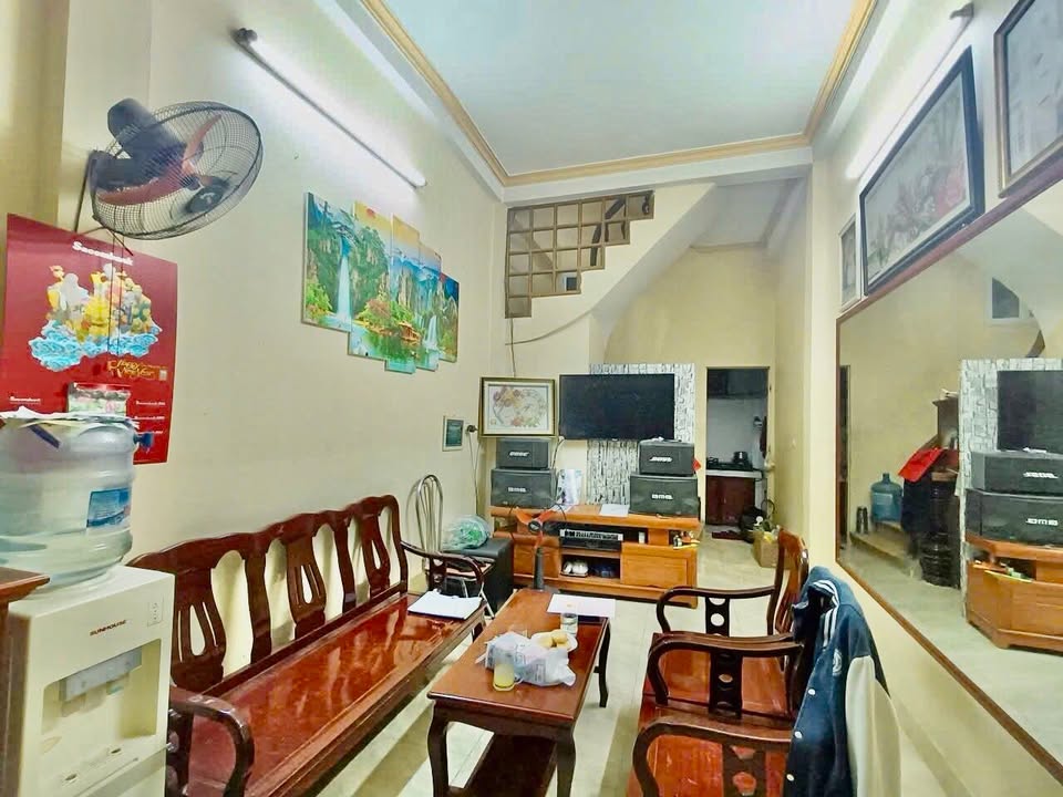 Nhà riêng Xuân Đỉnh 35m² giá 5.95 tỷ - Full đồ, ô tô đỗ cửa!