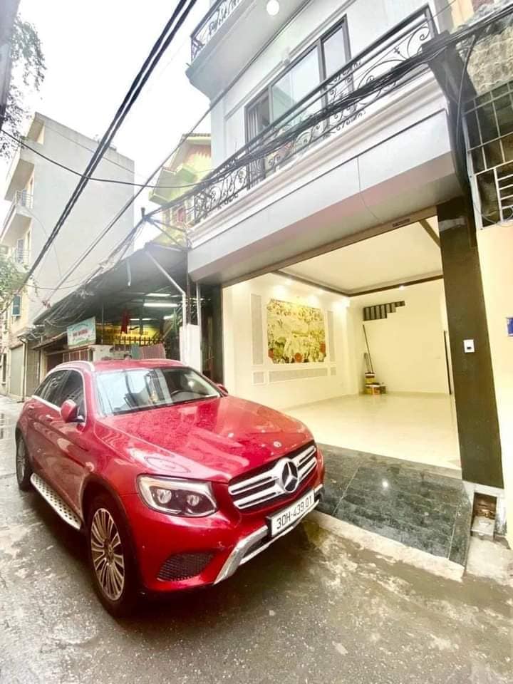Nhà 5 tầng Xuân La, Tây Hồ 60m² giá 15 tỷ - Full nội thất, ô tô đỗ cửa!